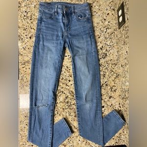 Women’s American Eagle Jeans. Size 0 extra long.